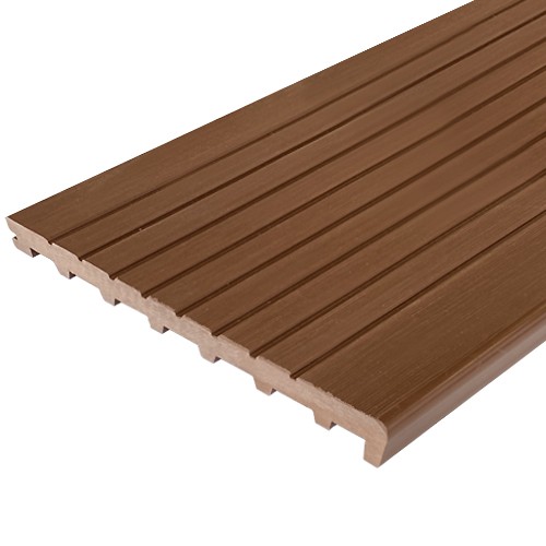 Ступень ДПК Latitudo Step-320 Каштан Полнотелая купить в Нарткале